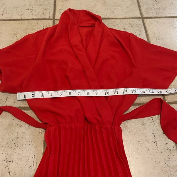 Vintage Made in Italy Red Pleated Maxi Dress Wrap V-Neck Wide Sleeves Tie Waist - Picture 7 of 7